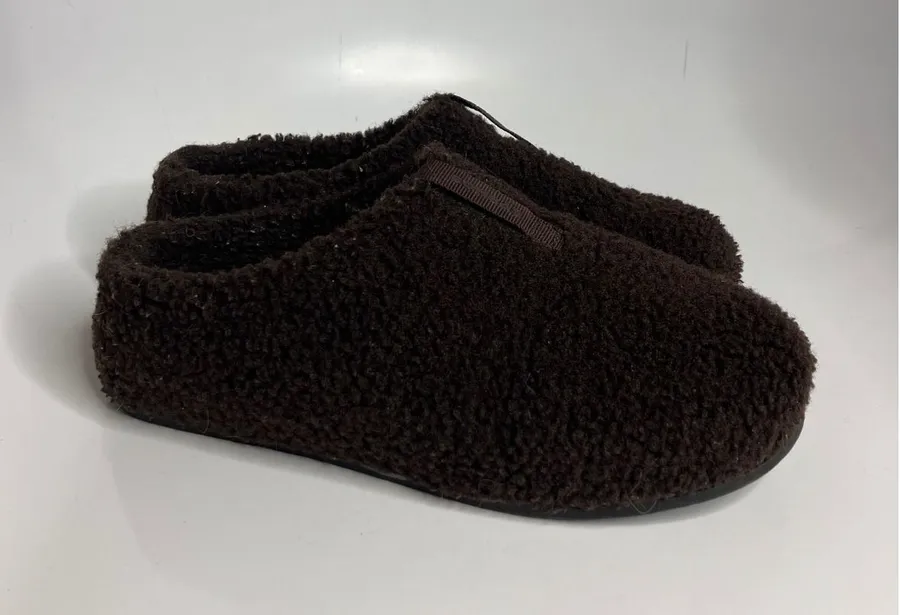 Bombas Gripper Slippers Women Size 7 Brown Excellent Sherpa Fleece House Shoes
