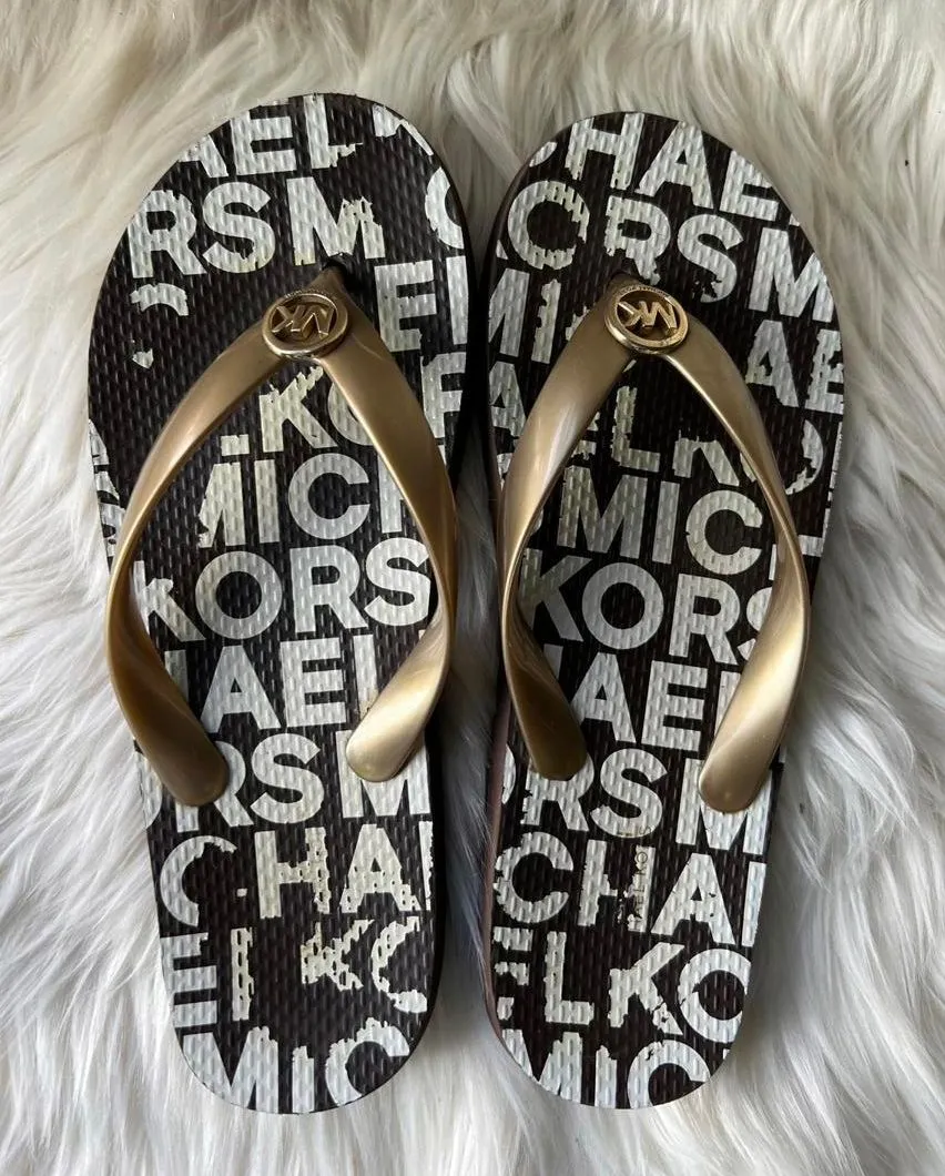 Michael Kors Logo Flip Flops - Stylish Comfort Beach Wear size 6