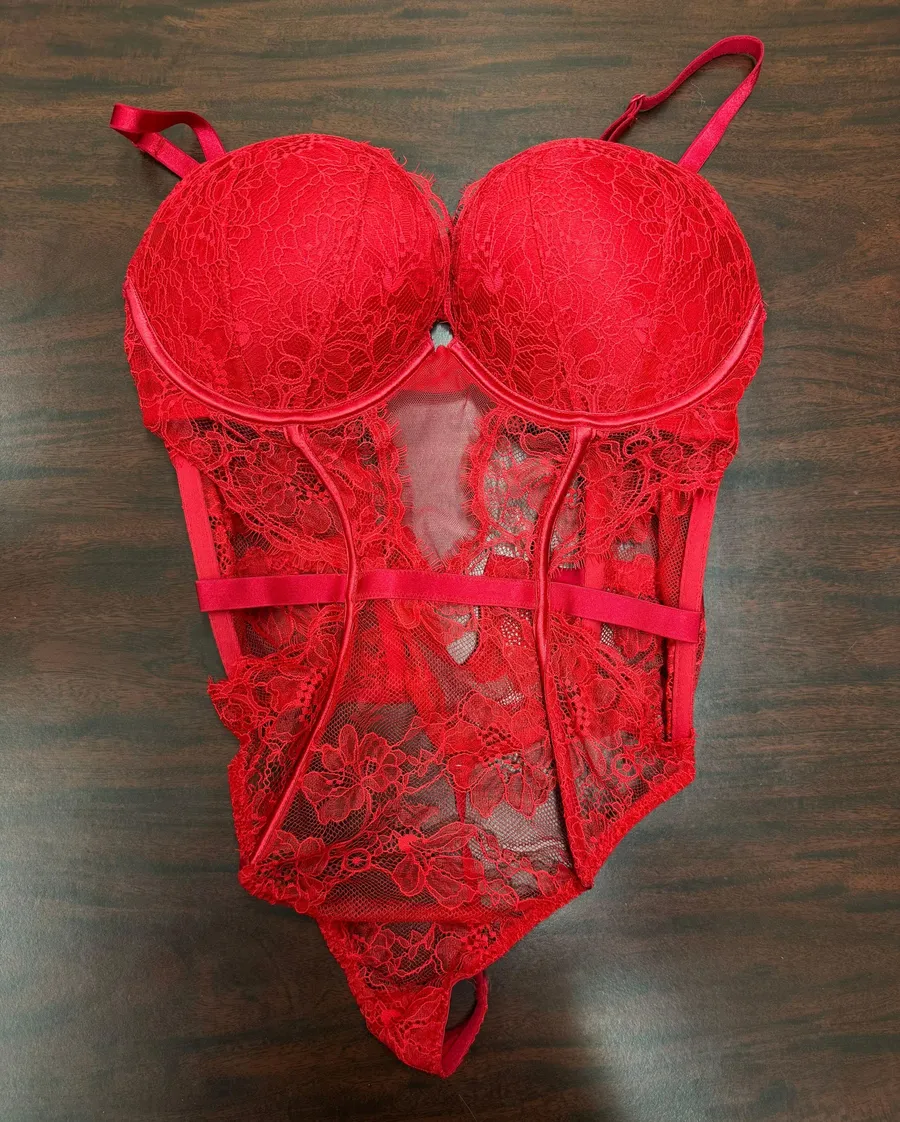 Victoria’s Secret Red Lace Bombshell Teddy Lingerie Size Large