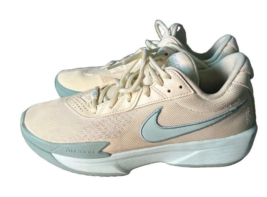 Nike Air Zoom GT Cut Academy Basketball Shoes Coconut Milk HF1569-100 Womens 9.5
