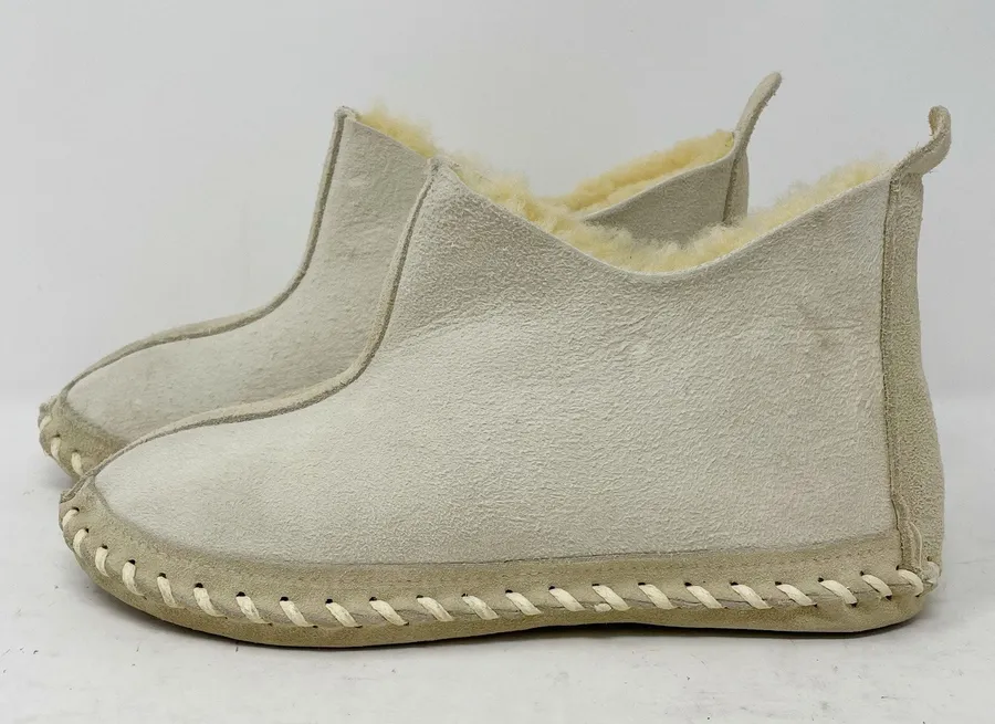 Vintage Cream Suede Shearling Fleece Whipstitch Booties Moccasins Womens 6