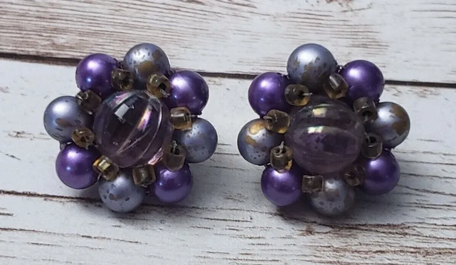 Vintage Clip On Earrings
