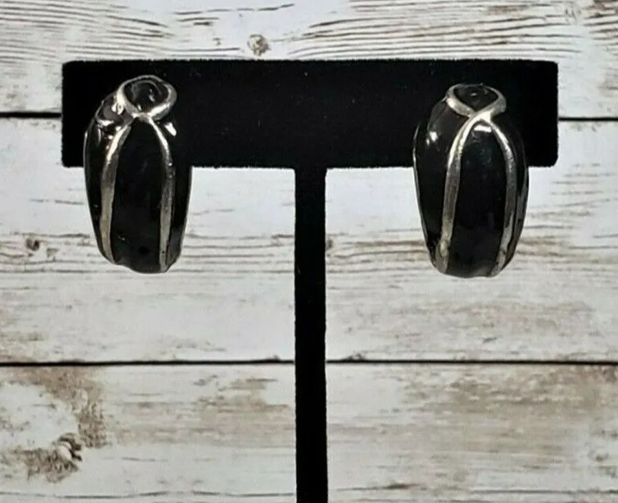 Vintage Clip On Earrings