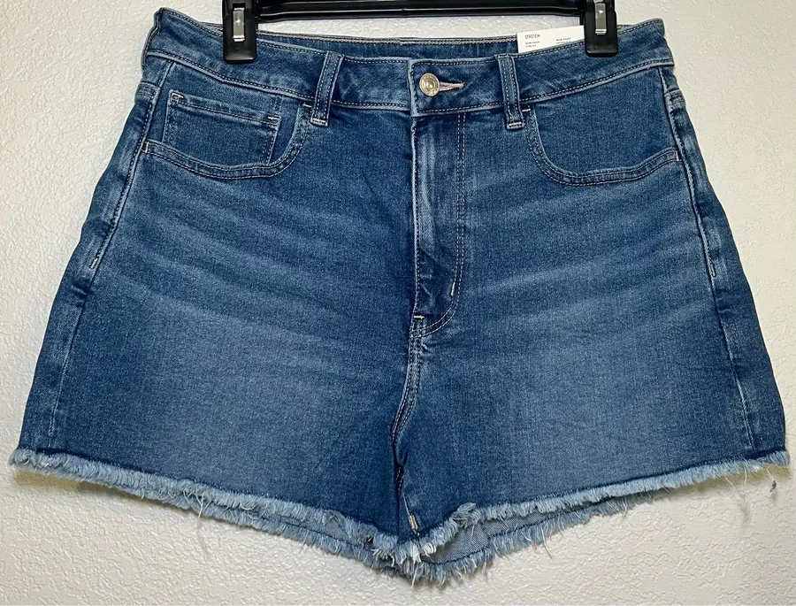 American Eagle Women’s Mom Shorts Stretch Cutoffs Size 12 New With Tag High Rise