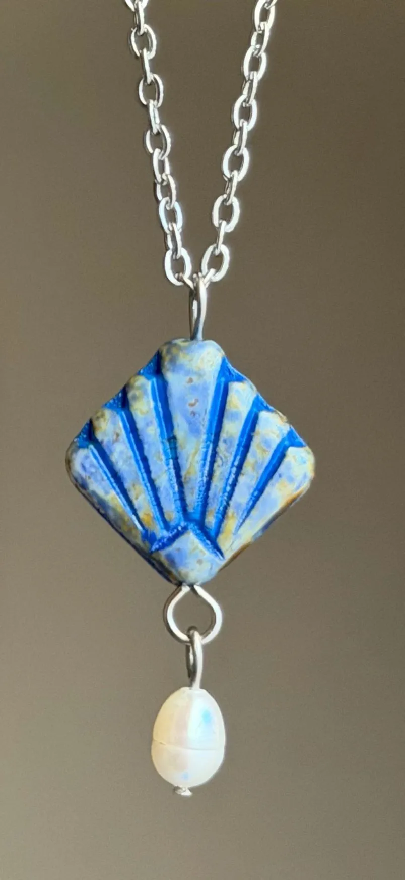 Handmade quality Czech glass fan & freshwater dangle necklace🌀