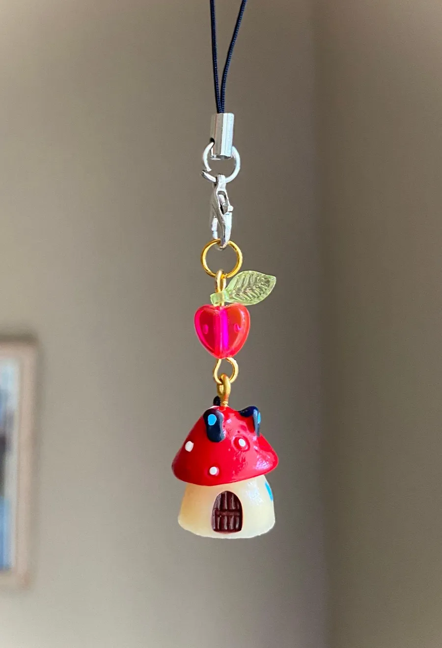 Kawaii y2k retro fairy cottage style miniature mushroom house phone charm/strap/bag charm/decor🍄💕