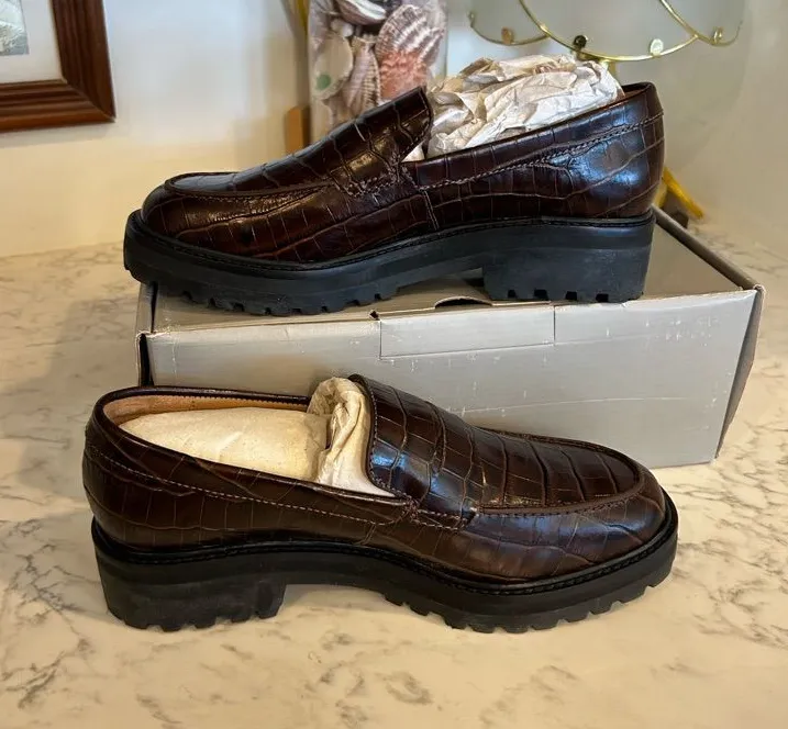 NWT Everlane The Lug Loafer in Brown Crocodile Lugged Sole Leather Shoe 8.5