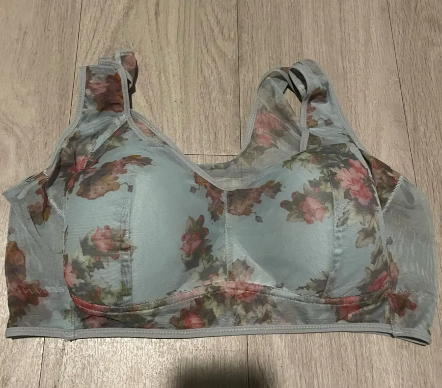 Women's Floral Light Blue Supportive Wireless Bra Size XL