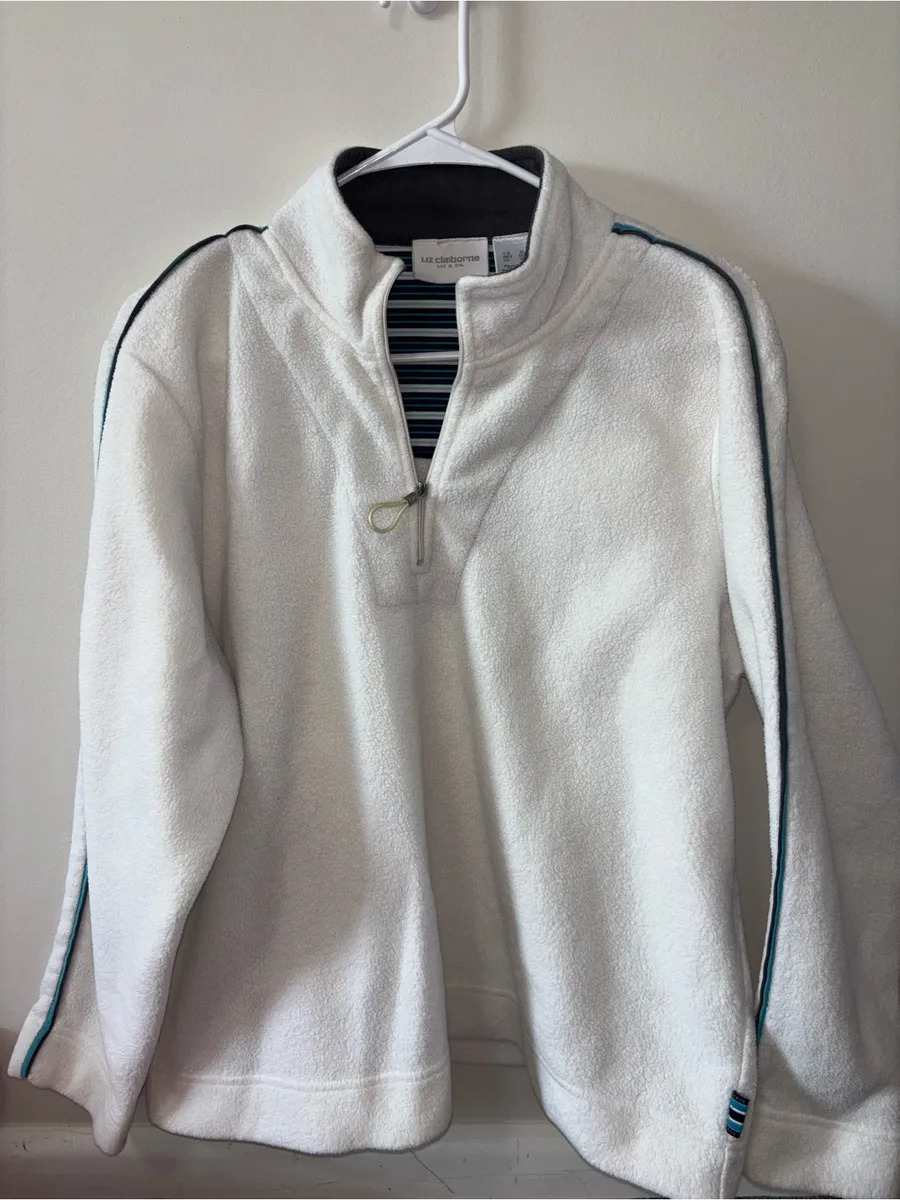 Liz Claiborne Women’s White Fleece Quarter-Zip Pullover