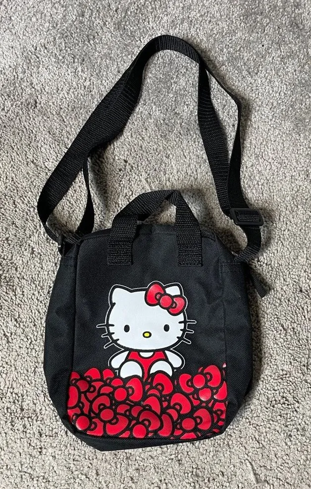 Sanrio Hello Kitty Convertible Bag - Crossbody or shoulder bag