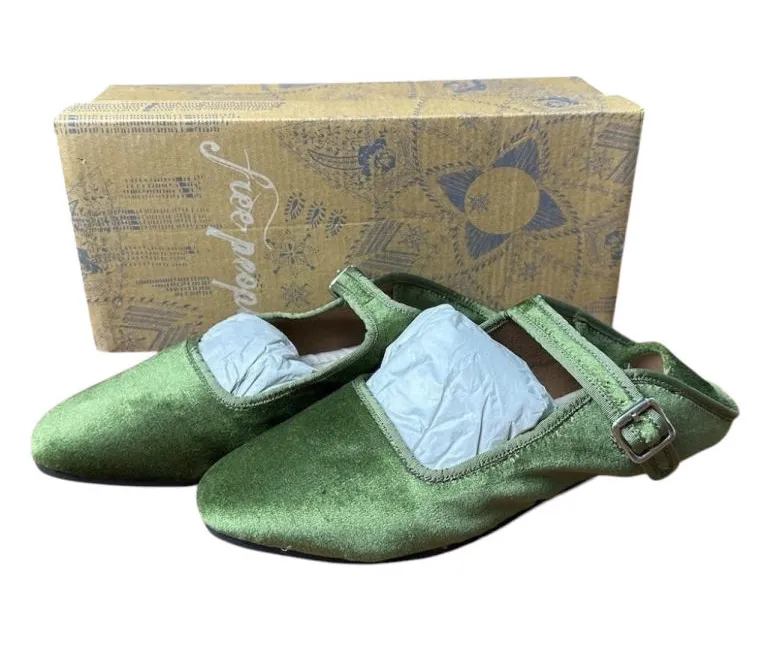 Free People Evie Mary Jane Velvet Flats Women's Size 37 (US/6) Green NIB