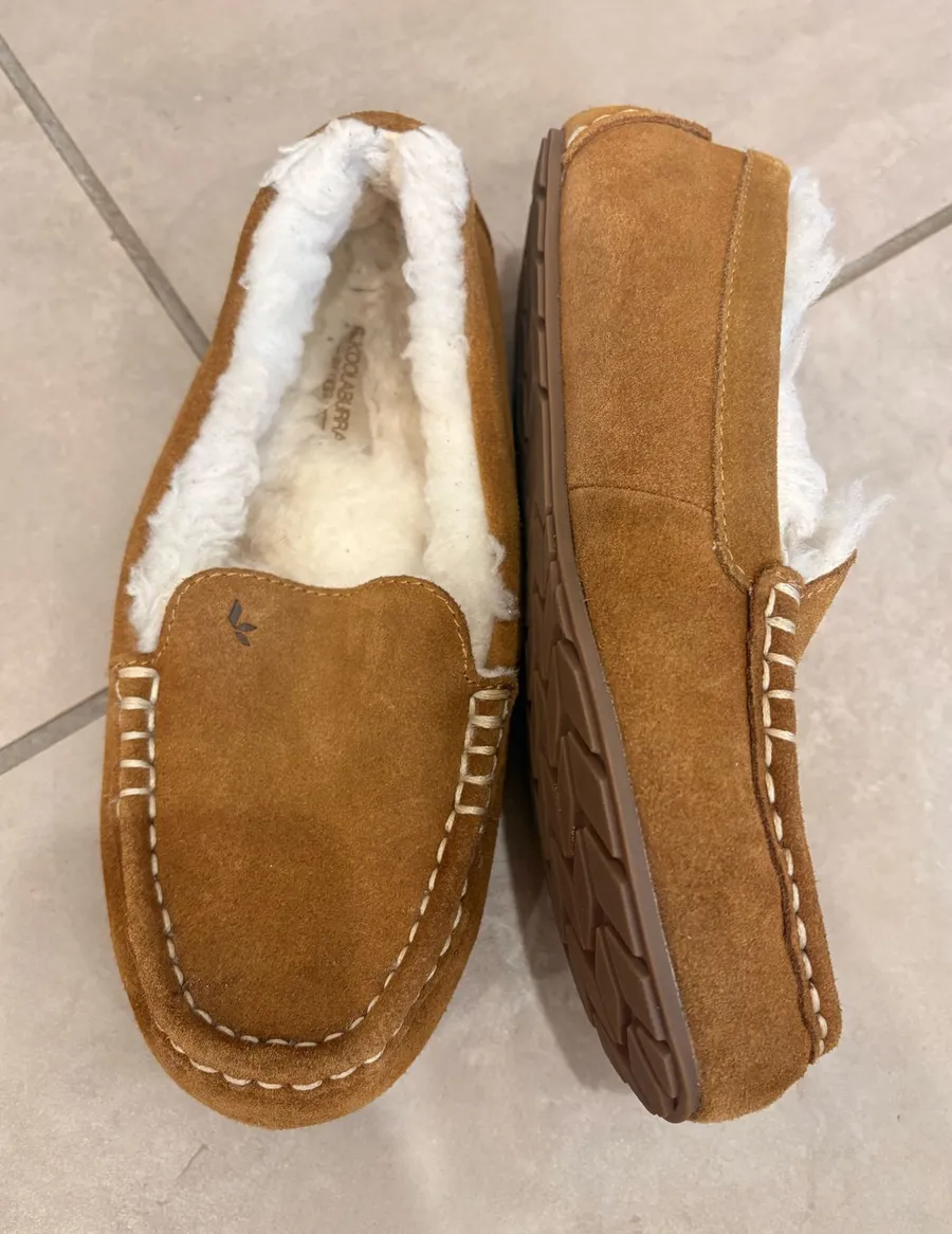 Koolaburra by UGG Cozy Suede Slippers