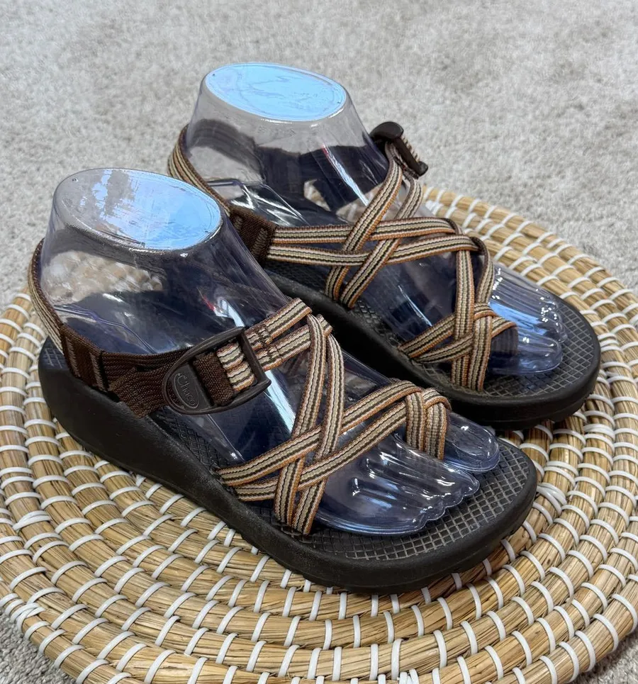 Chaco Women’s ZX/2 Vibram Unaweep Sandals Strappy Slingback in Multi Brown 6