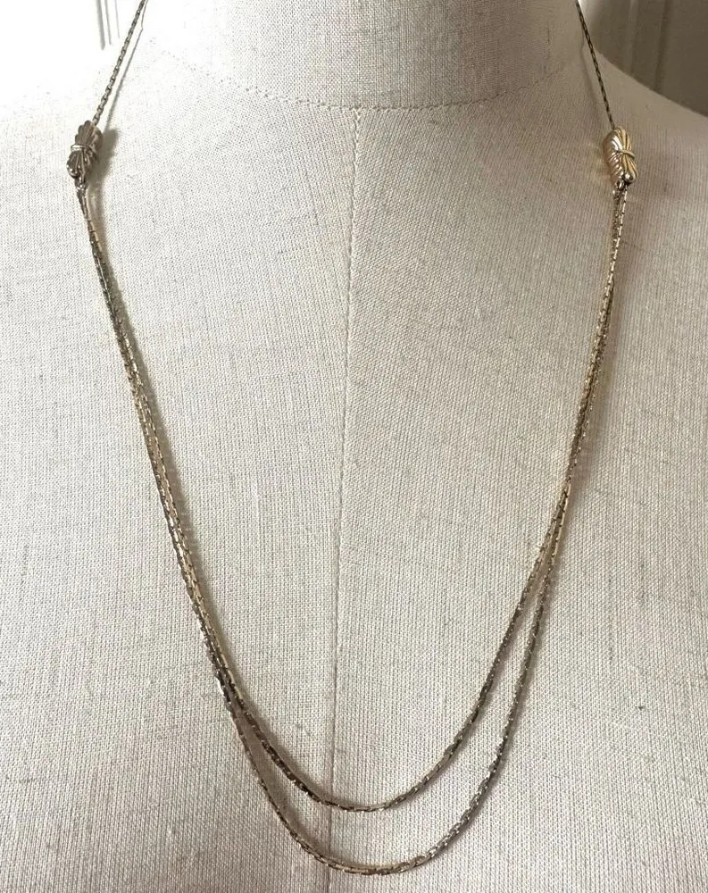 Gold tone vintage adjustable necklace Gold