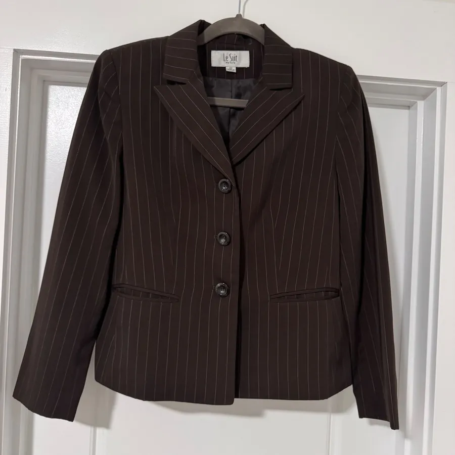 Le Suit Petite Brown Pinstripe Blazer Jacket 3 Button Office Interview 6P