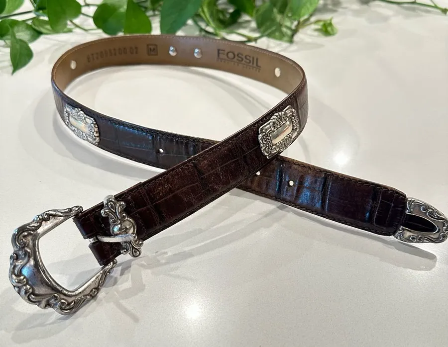 Vintage Ornate Silver Tone and Leather Brown Fossil Belt Size Medium