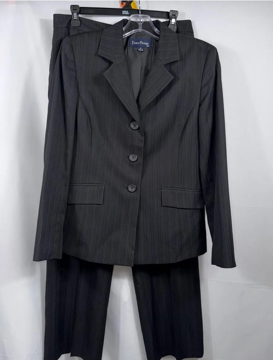 Evan-Picone Women’s Black Pinstripe 2-Piece Pant Suit Size 8