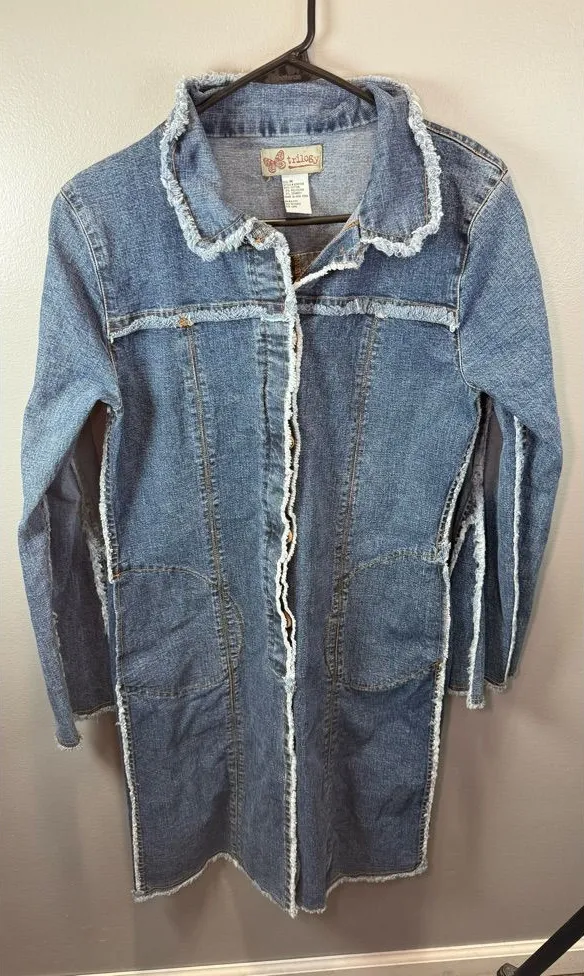 Trilogy Women's Vintage Long Frayed Blue Denim Jacket Size Medium