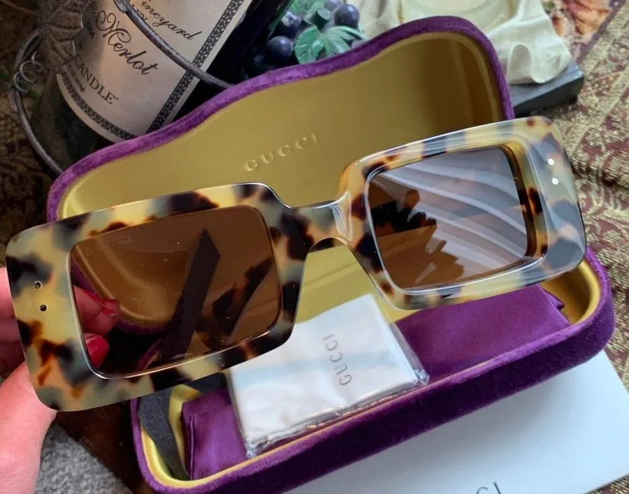 Authentic GUCCI 48mm Rectangular Tortoise Acetate sunglasses
