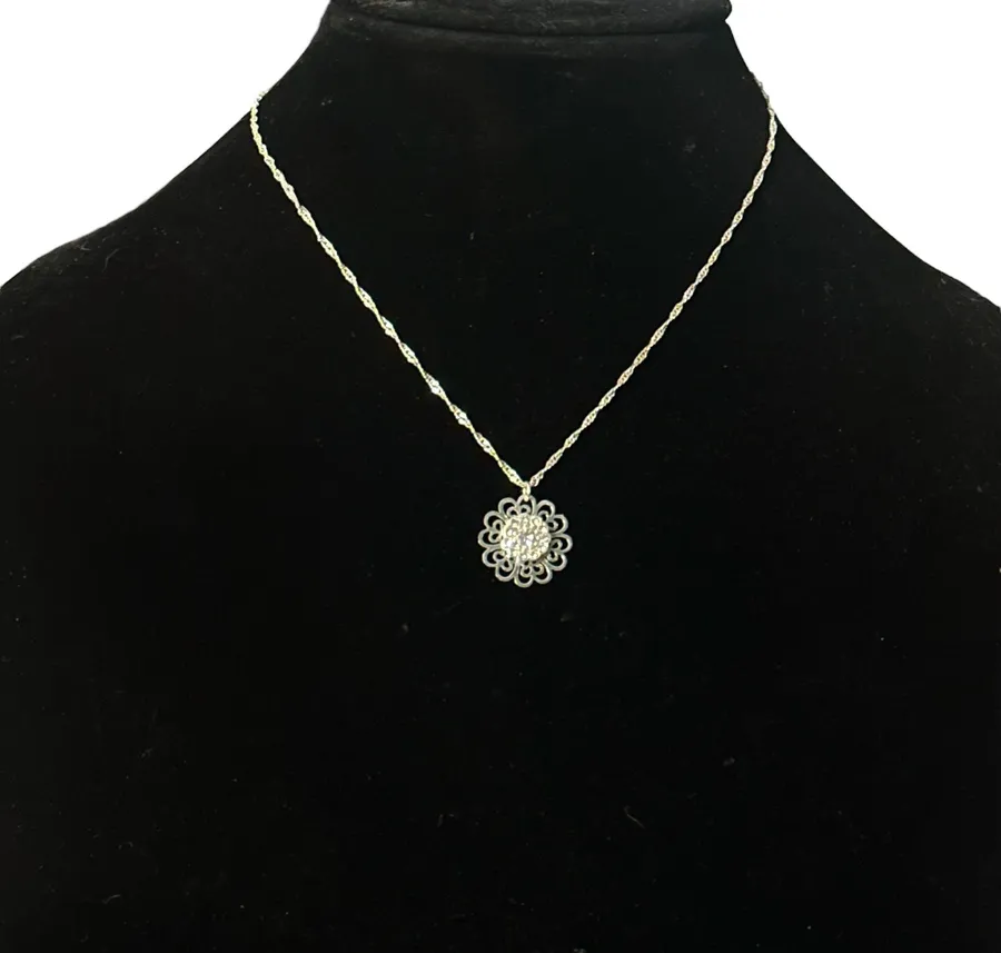 Lauren Conrad silver tone rhinestone flower pendant necklace