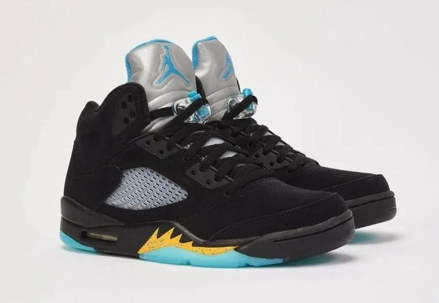 7Y / Sz 8 Women’s JORDAN AIR JORDAN 5 RETRO 'AQUA
