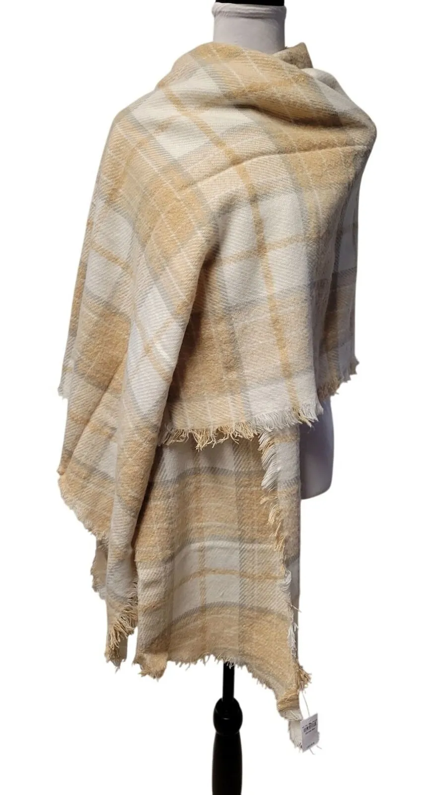 American Eagle Plaid Blanket Scarf Wrap Womens Size OS Tan Cream Fringe Cozy