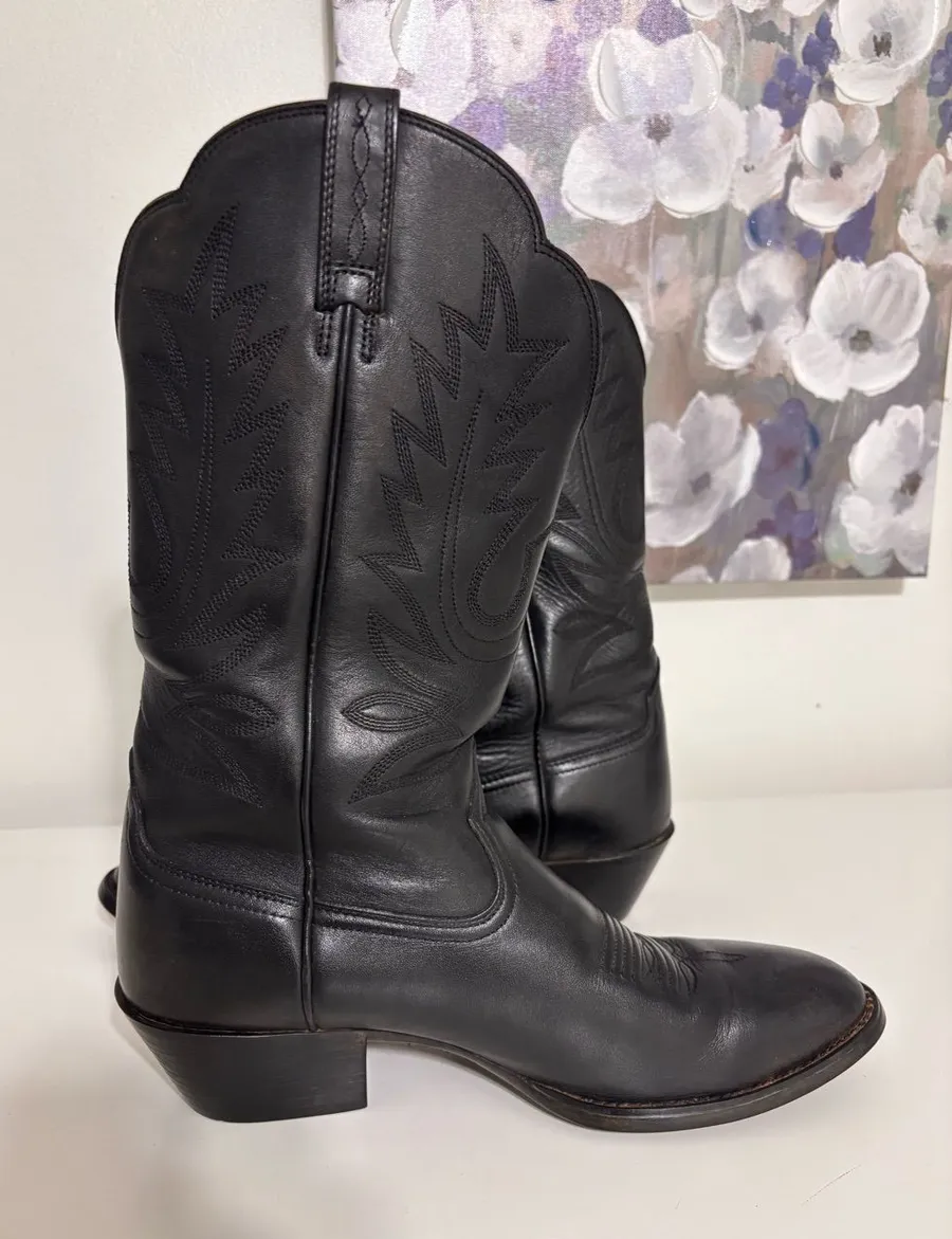 Ariat Heritage R Toe style 15701 women’s 8.5 B Black leather western boots EUC