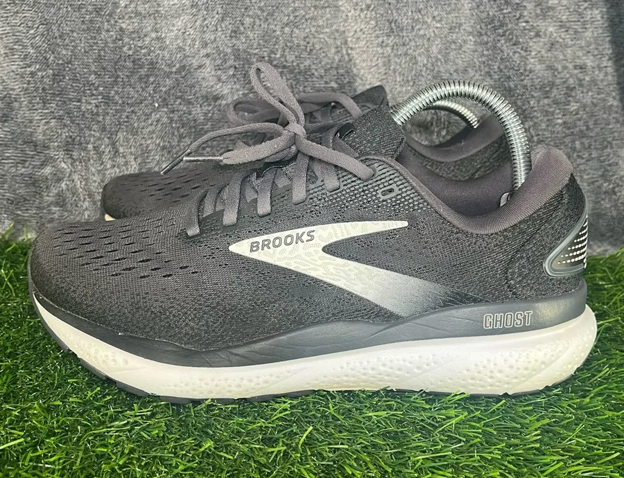 Brooks Ghost 15 Women’s Size 8 Wide (D) Black Running Shoes Athletic Sneakers
