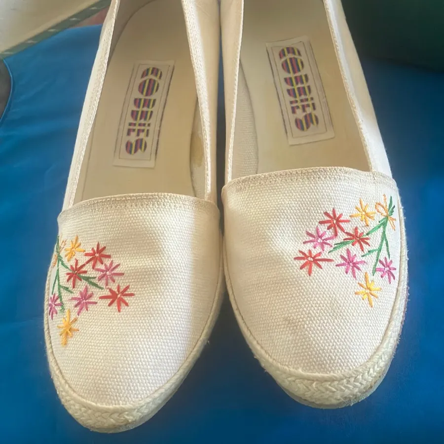 Women's Embroidered Cobbie Cream Espadrilles 8m Size 8