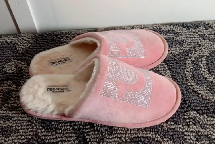 True Religion Pink Slippers with Rhinestones Womens Size 9.5-10