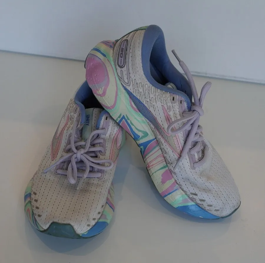 Brooks Glycerin 20 Ghost 14 Unity Womens Running Shoes Multicolor Size 9.5