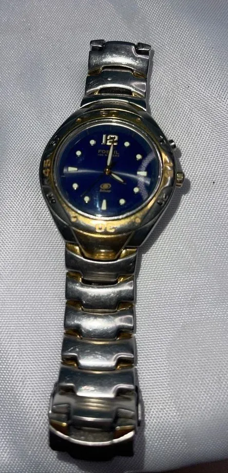 Elegant Two-Tone Stainless Steel Watch with Blue Dial