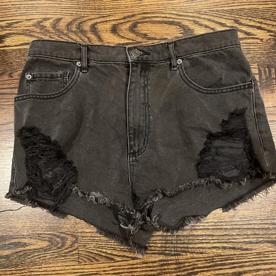 GARAGE Black High Rise Ripped Jean Shorts Size 9