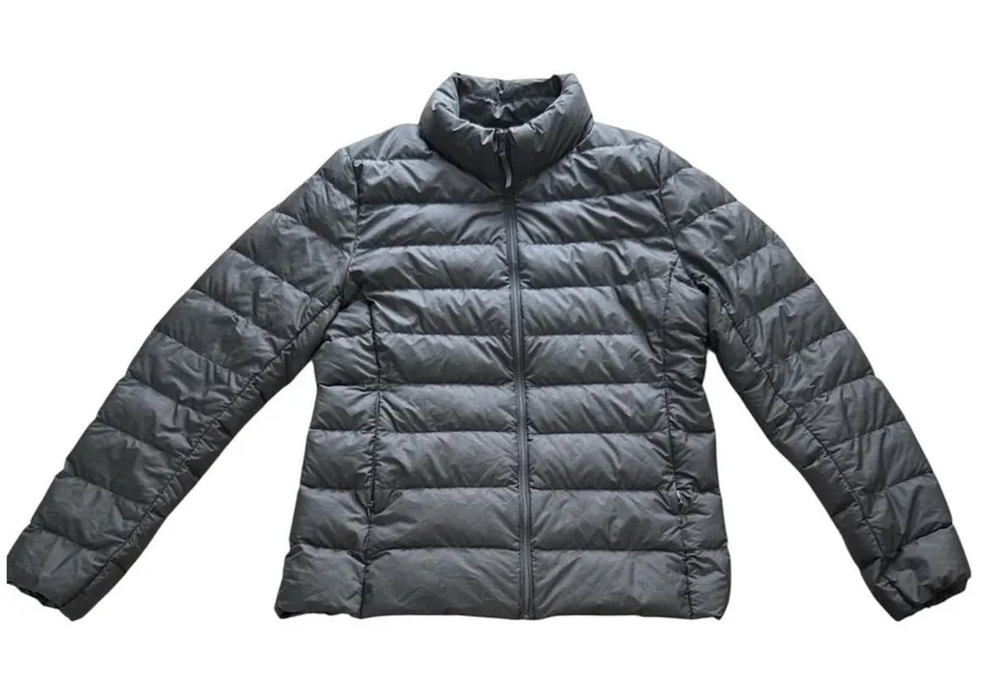 Uniqlo Down Puffer Jacket Women's Size Medium Gray Packable Lightweight