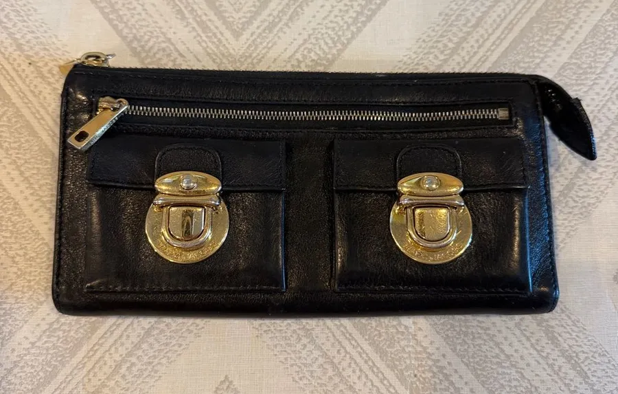 Marc Jacobs Black Leather Zip Around Wallet Gold Hardware Organizer
