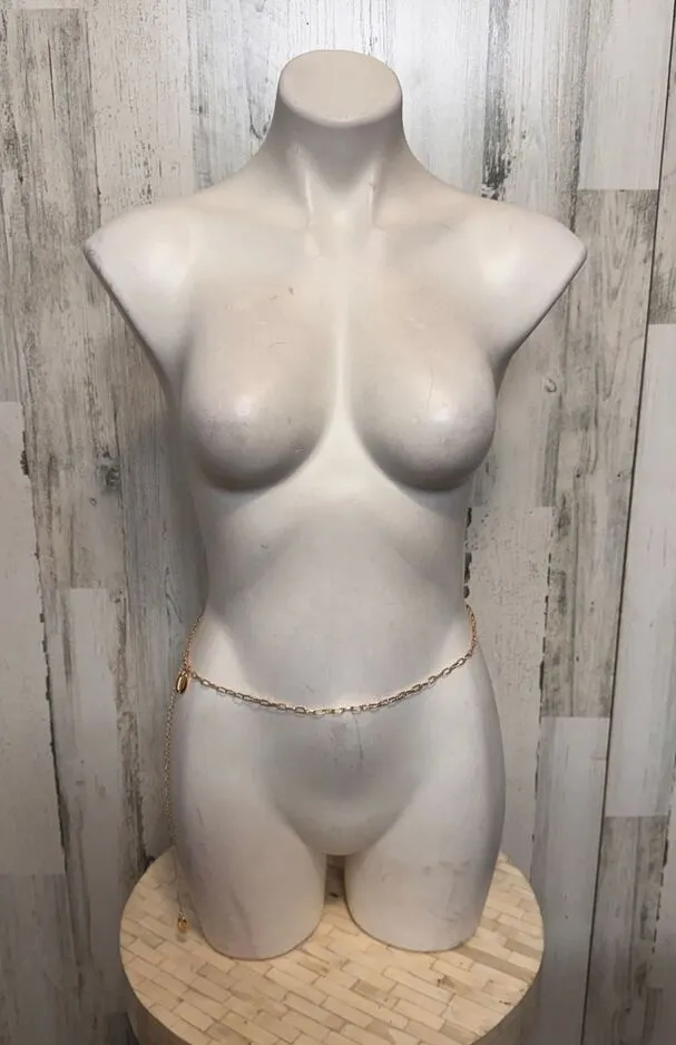 Gold Chain Waist Belt with Dangling Shell Charm – Adjustable Body Chain