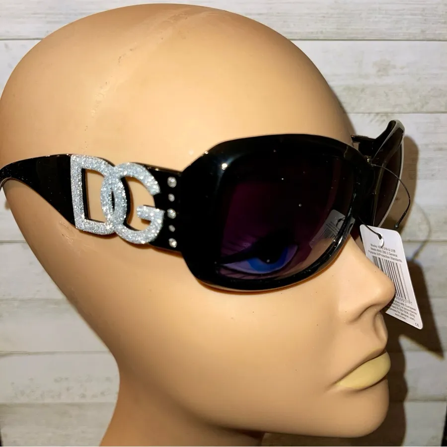 DG Black Sunglasses with Gold Lettering Super Bling 💎💎