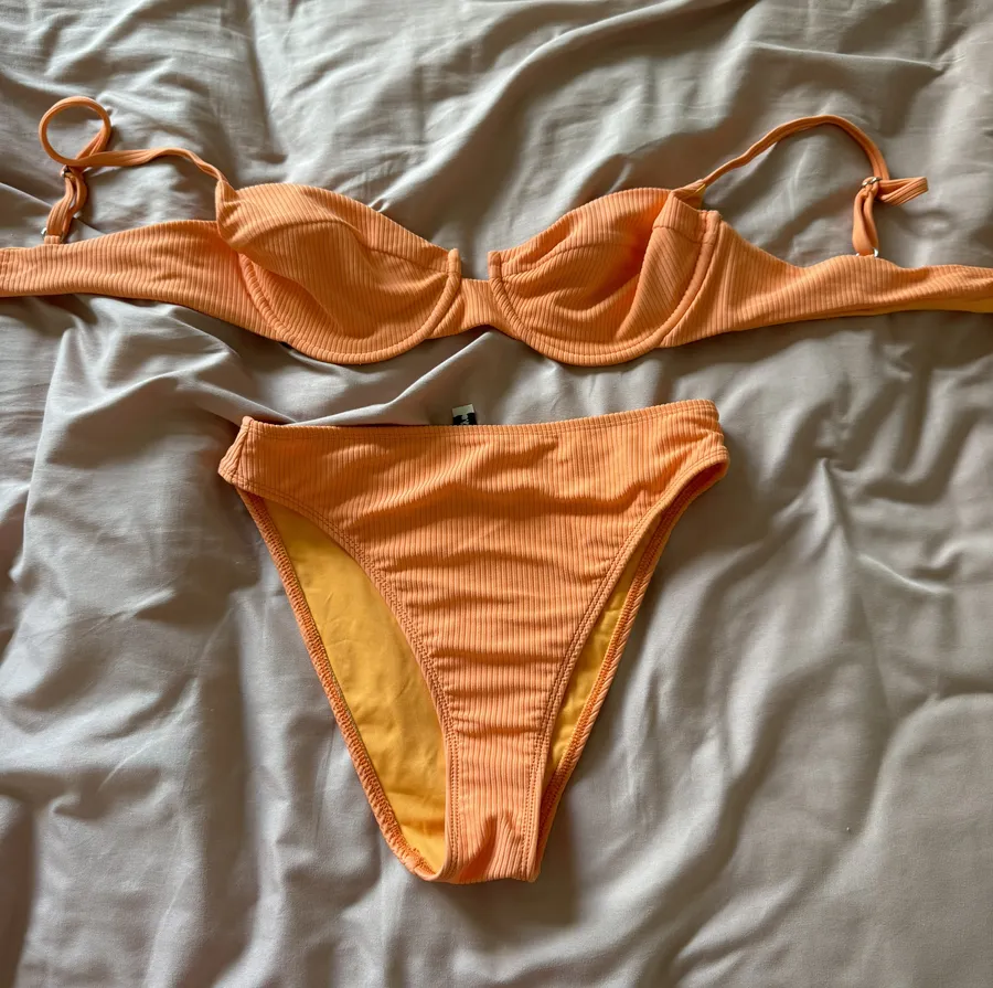 Dippin’ Daisy’s Bikini Set