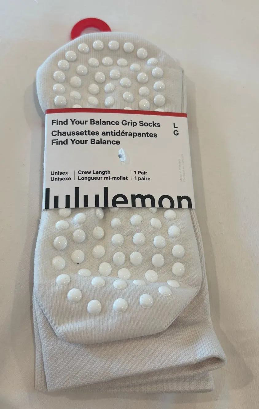 NWT Lululemon Find Your Balance Grip Socks Neutral White LG Crew Pilates Yoga