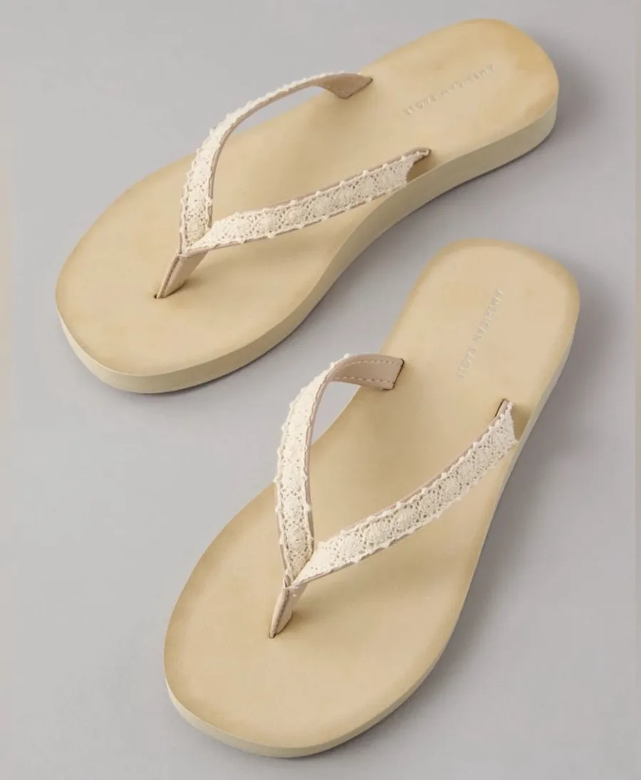 American Eagle Outfitters Crochet AE Textured Overlay Flip Flop Thing Sandals