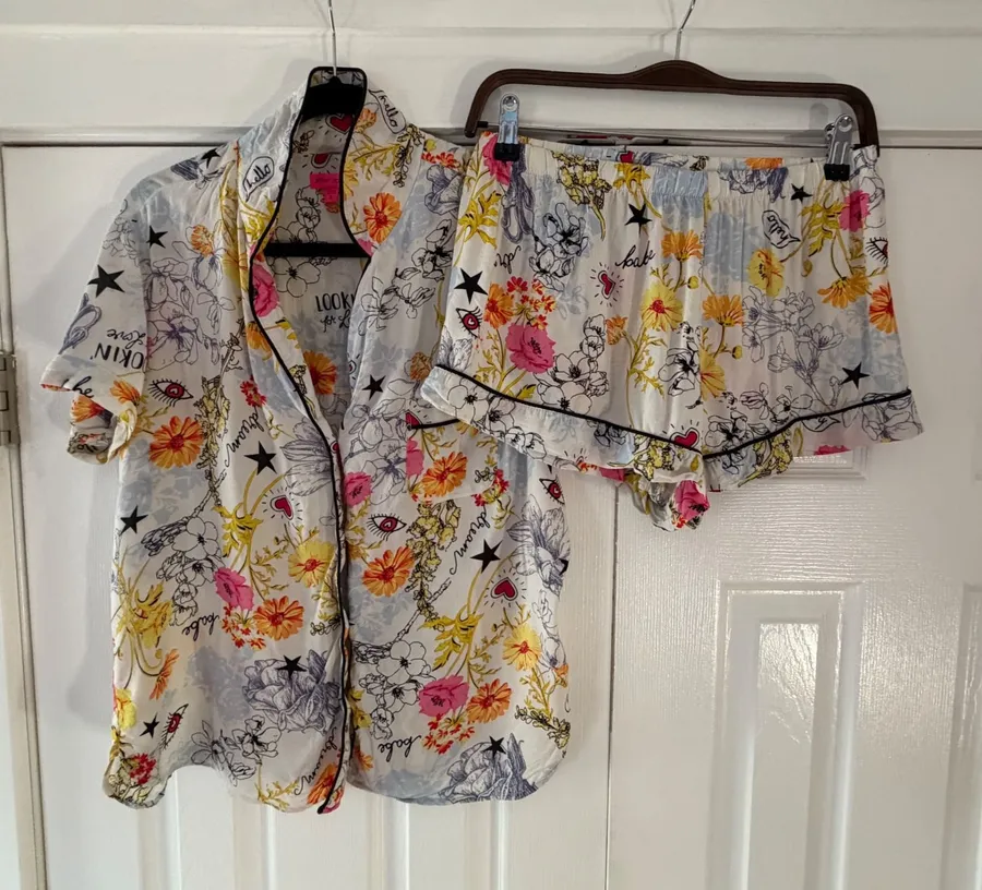 Betsey Johnson Pajama Set Small Floral Star Heart Print Rayon 2pc PJ Size S