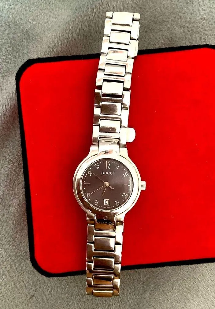 Ladies Gucci stainless steel watch🌹🌹