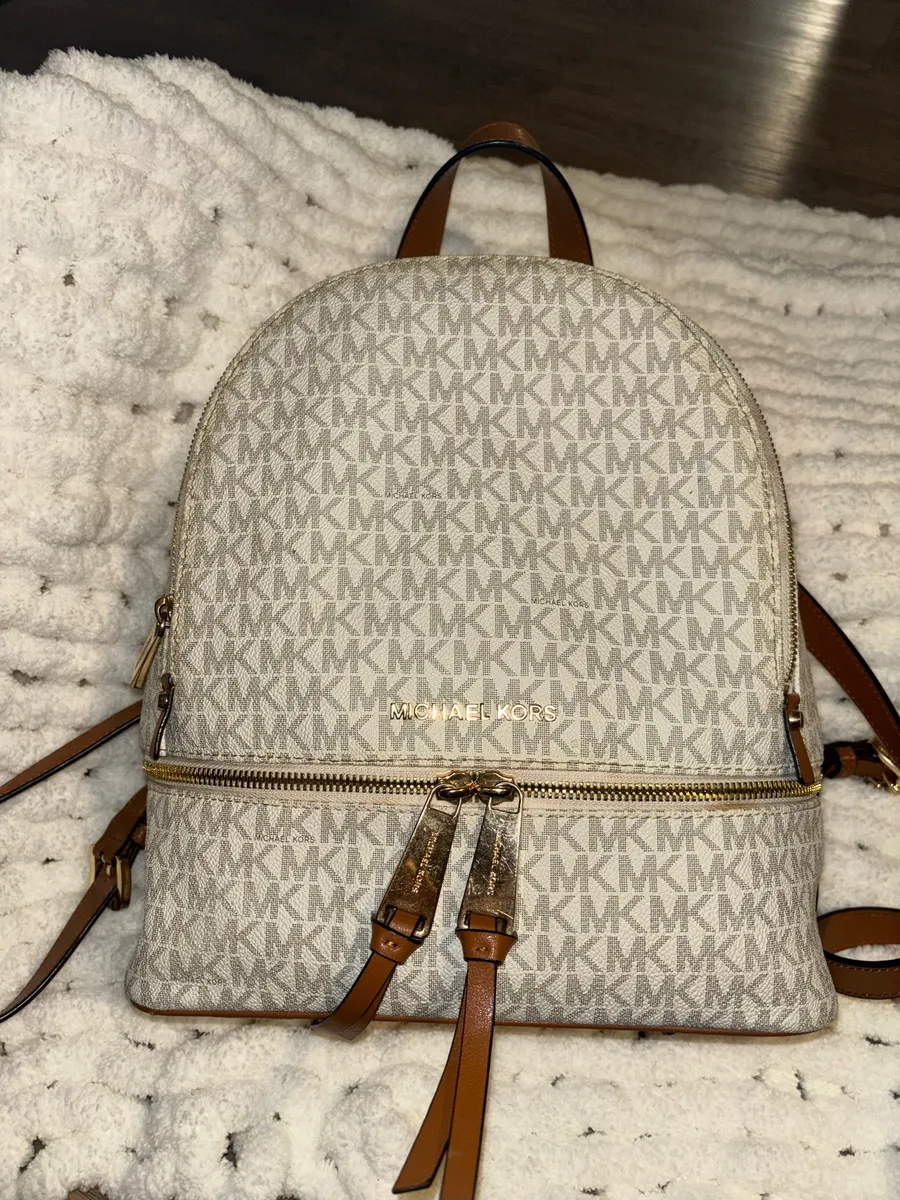 Michael Kors Medium Rhea Logo-Print Backpack – Gently Used