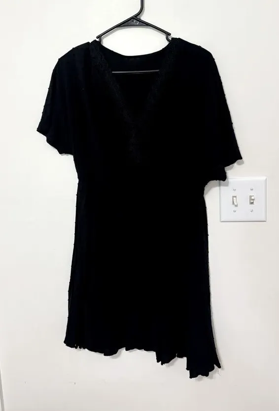 SHEIN Black Asymmetrical Swim Coverup