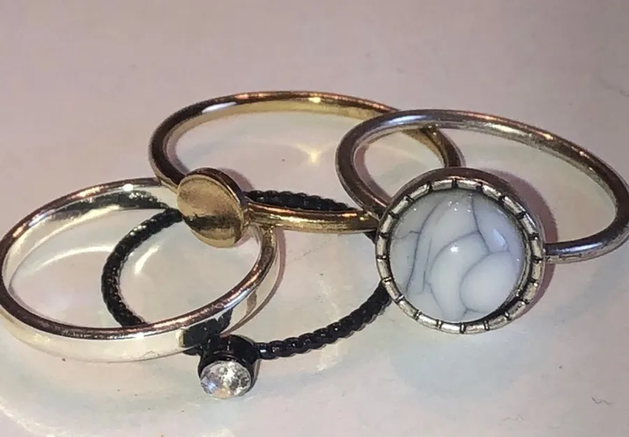 Lot of 4 Rings Boho Gold Tone Silver Tone Various Sizes