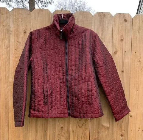 Express Burgundy Black Quilted Water Resistant Zip Front Jacket size medium