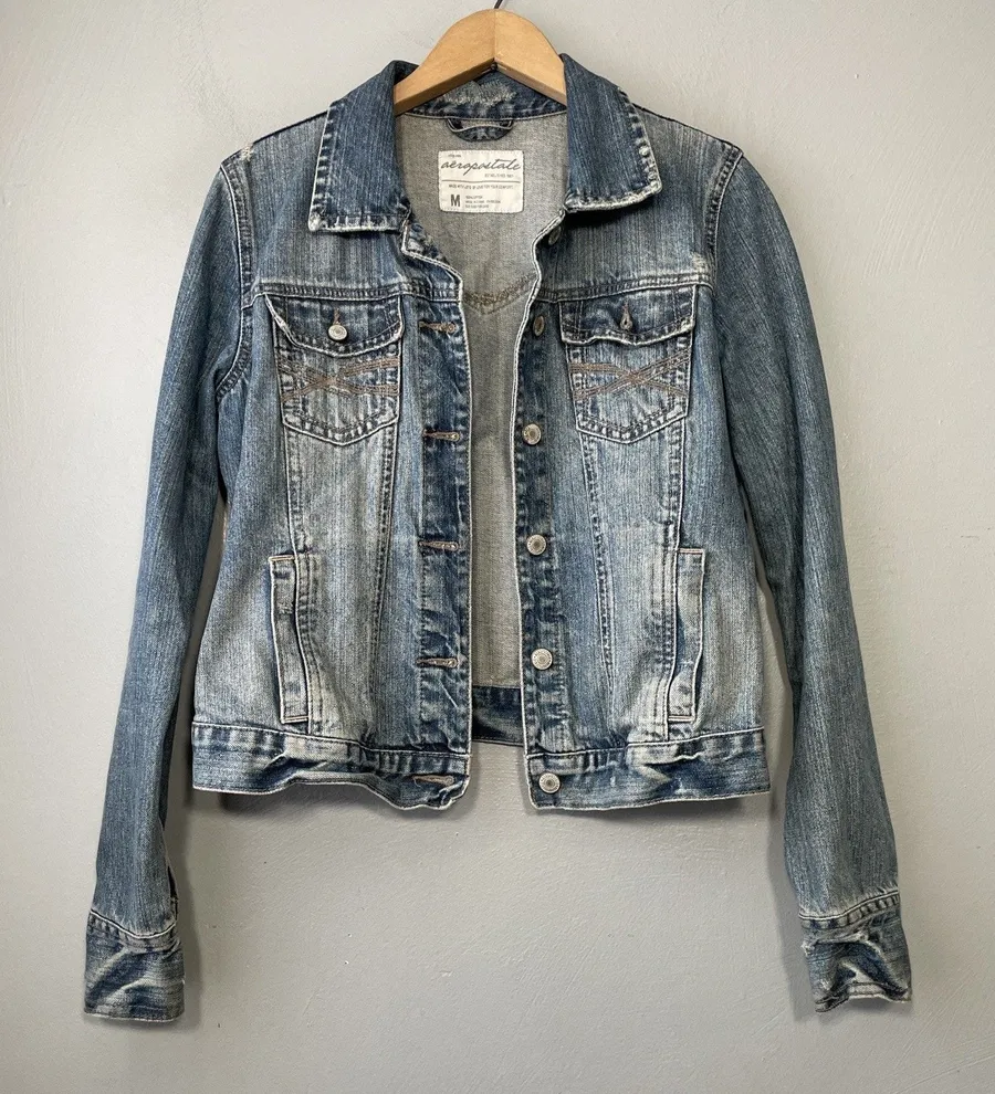 Aeropostale Distressed Denim Jacket Size Medium Blue Jean Coat Trucker Cropped