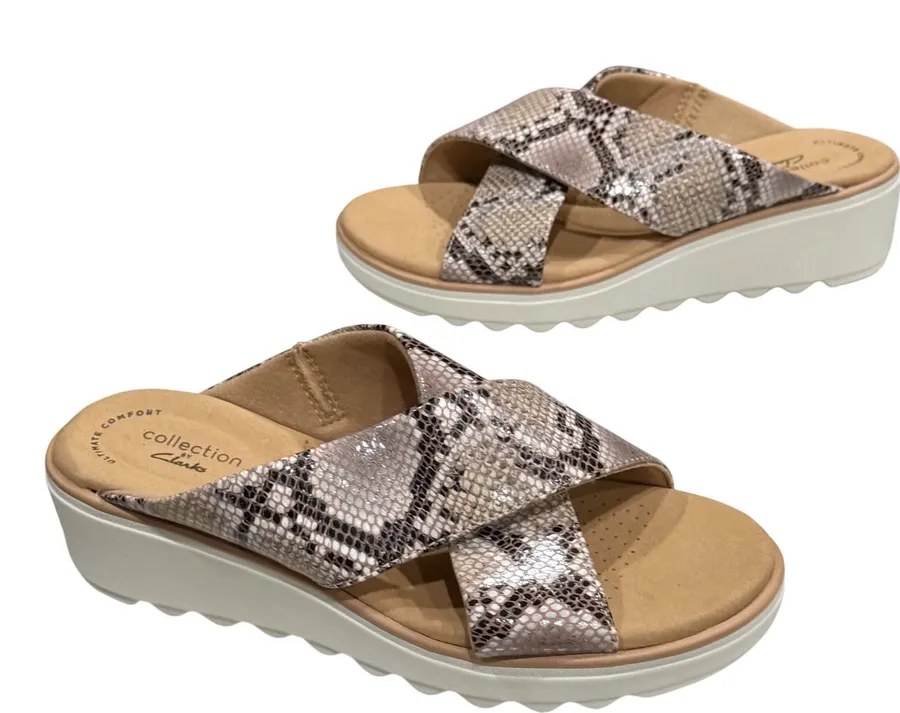 Clarks Collection Jillian Gem Wedge Sandal Womens 6.5 Tan Snakeskin Comfort