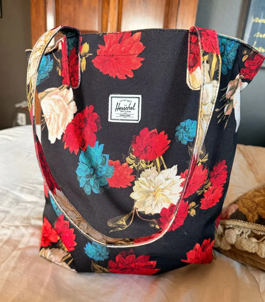 Herschel Floral Tote Bag Black Red Blue Flowers Striped Lining