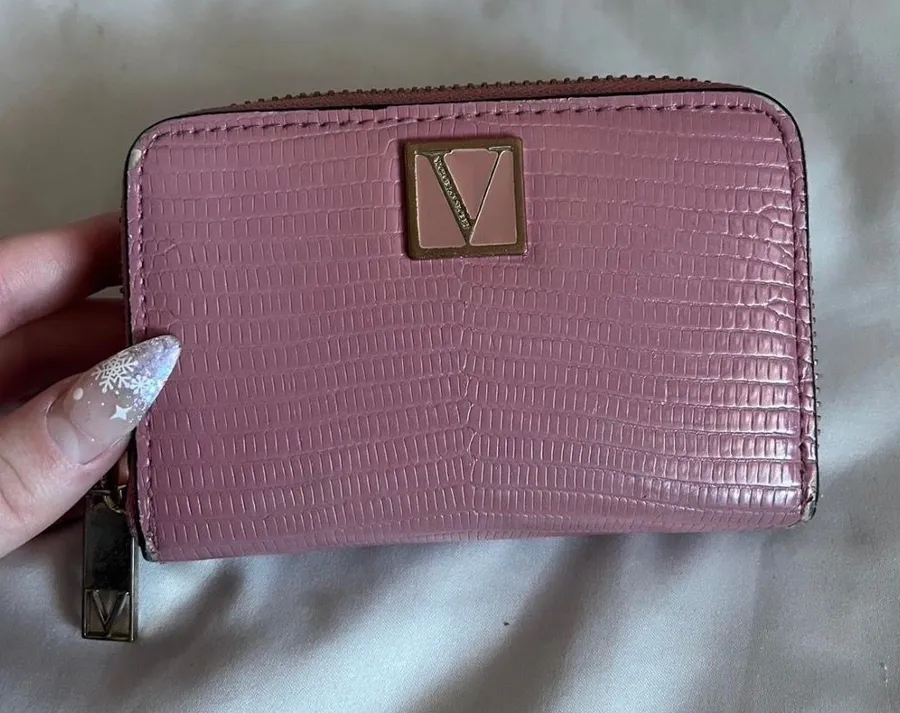 Victoria’s Secret Pink & Gold Zip Wallet